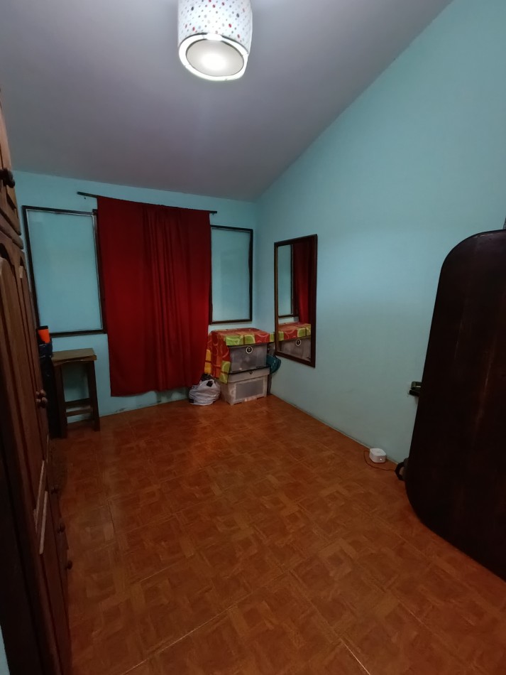 Oportunidad en B° Matienzo - Casa con jardin y cochera por USD 48.000