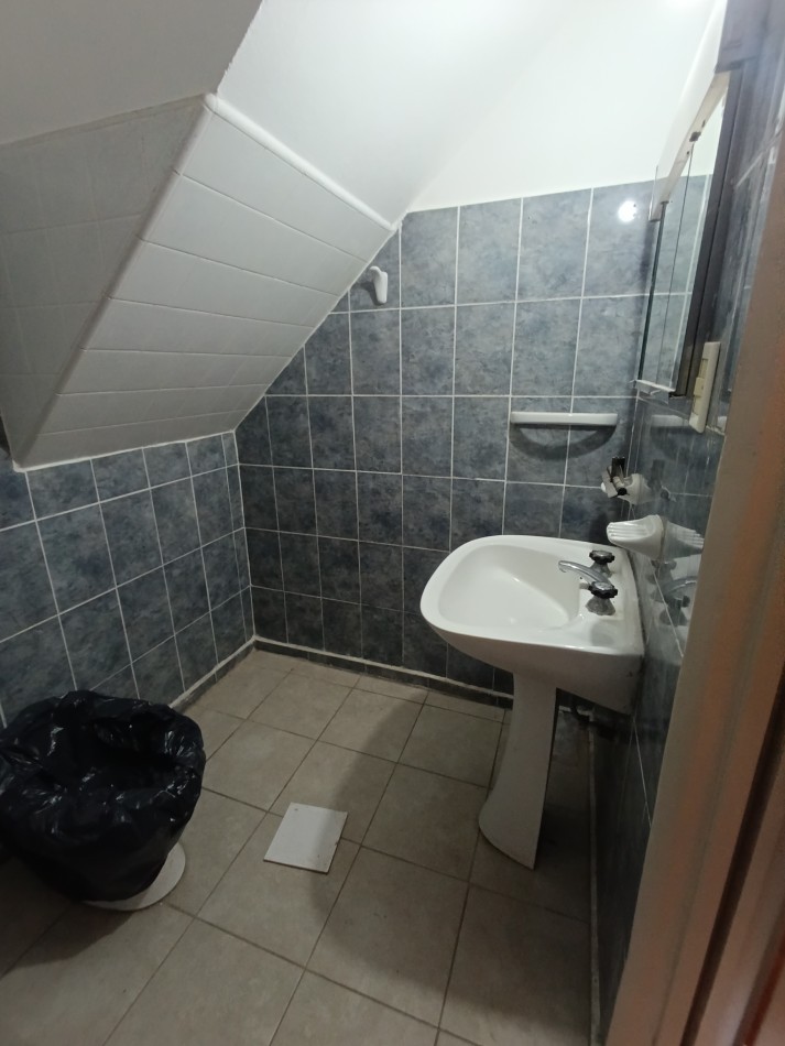Vendo casa + Local en los Naranjos!