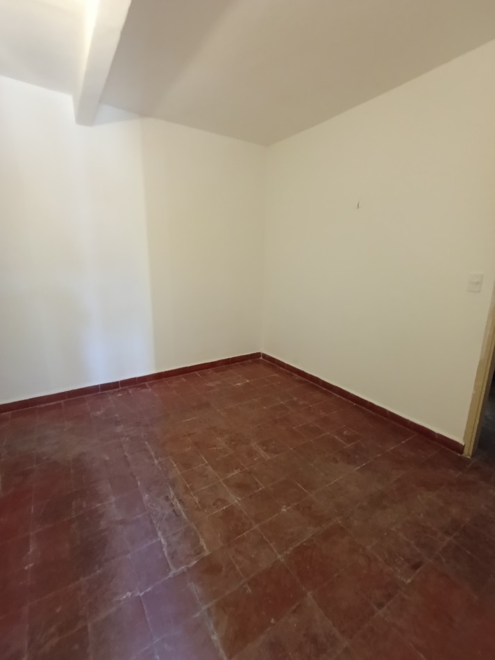 Vendo casa + Local en los Naranjos!