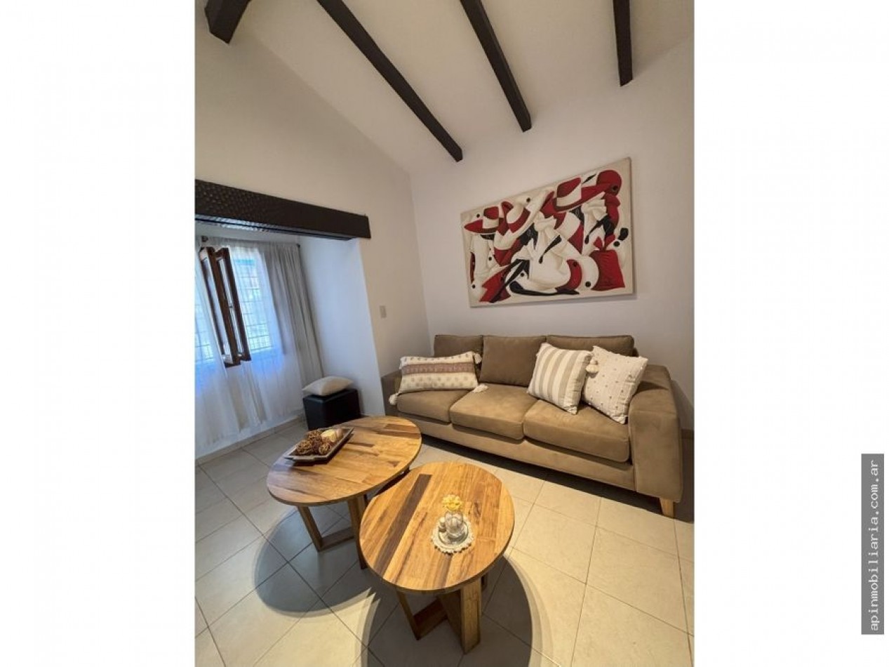 VENTA CASA 3 DORMITORIOS EN BARRIO LOS MANANTIALES C. PAZ