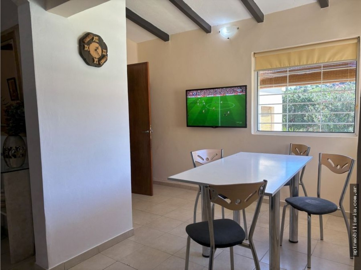 VENTA CASA 3 DORMITORIOS EN BARRIO LOS MANANTIALES C. PAZ