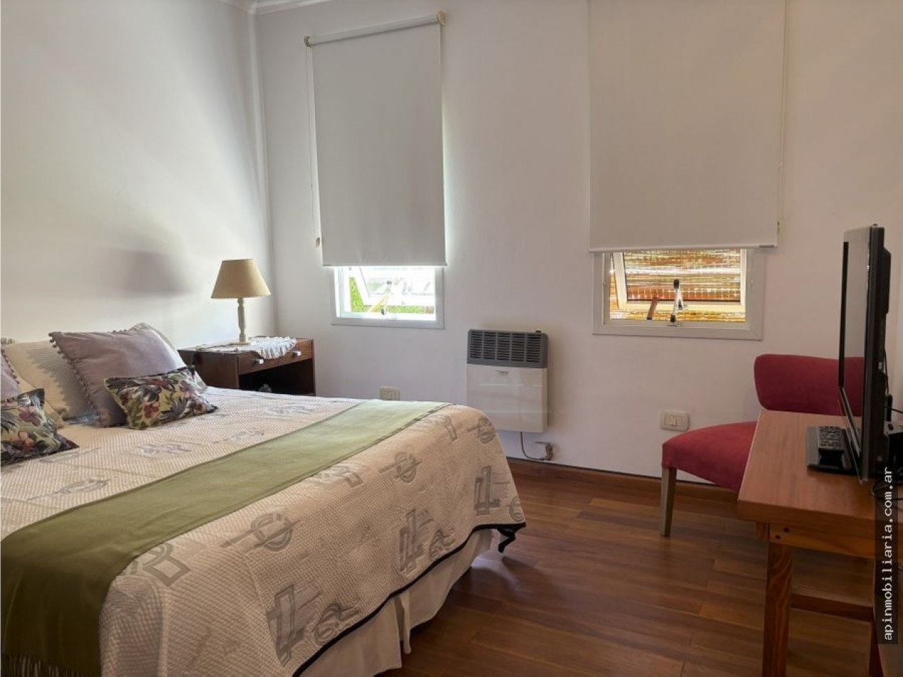 VENTA CASA 3 DORMITORIOS EN BARRIO LOS MANANTIALES C. PAZ