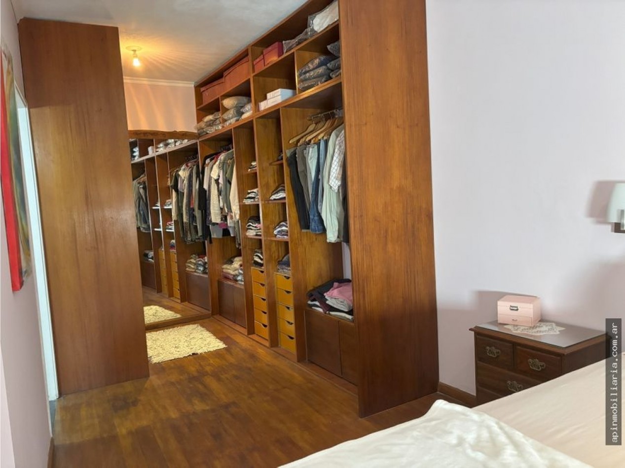 VENTA CASA 3 DORMITORIOS EN BARRIO LOS MANANTIALES C. PAZ