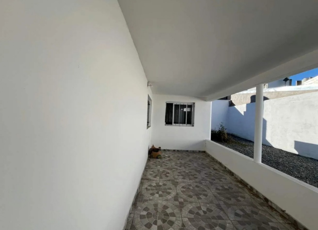 Propiedad remodelada a nueva Rosedal 2d.