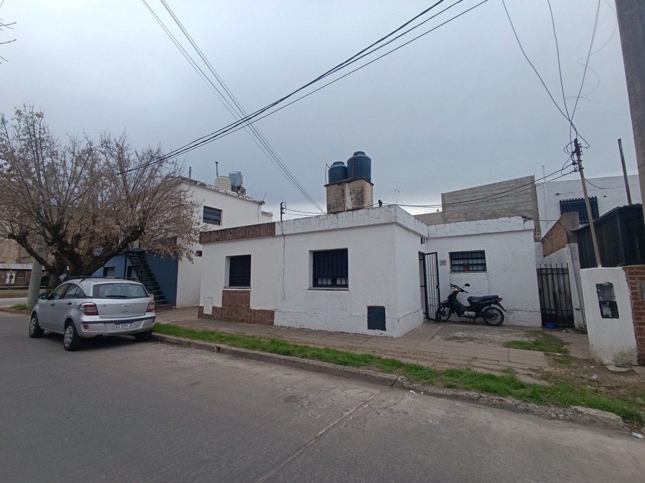 Vendo salon comercial+ 3 Dptos B Parque Velez Sarsfield 
