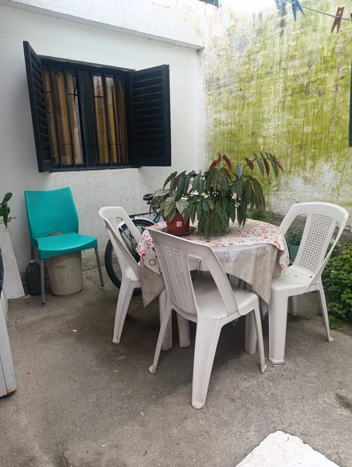 Vendo salon comercial+ 3 Dptos B Parque Velez Sarsfield 